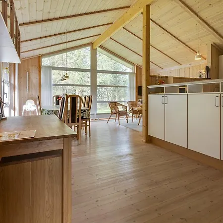 Feriehus Four-bedroom Holiday In